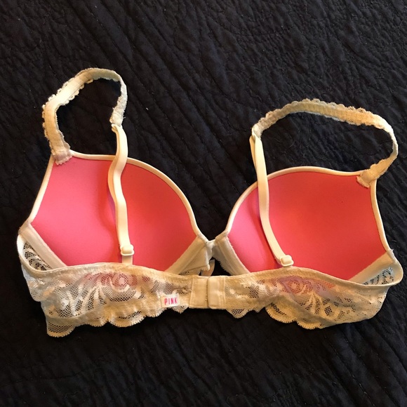 White push up bra by Pink - Picture 3 of 4